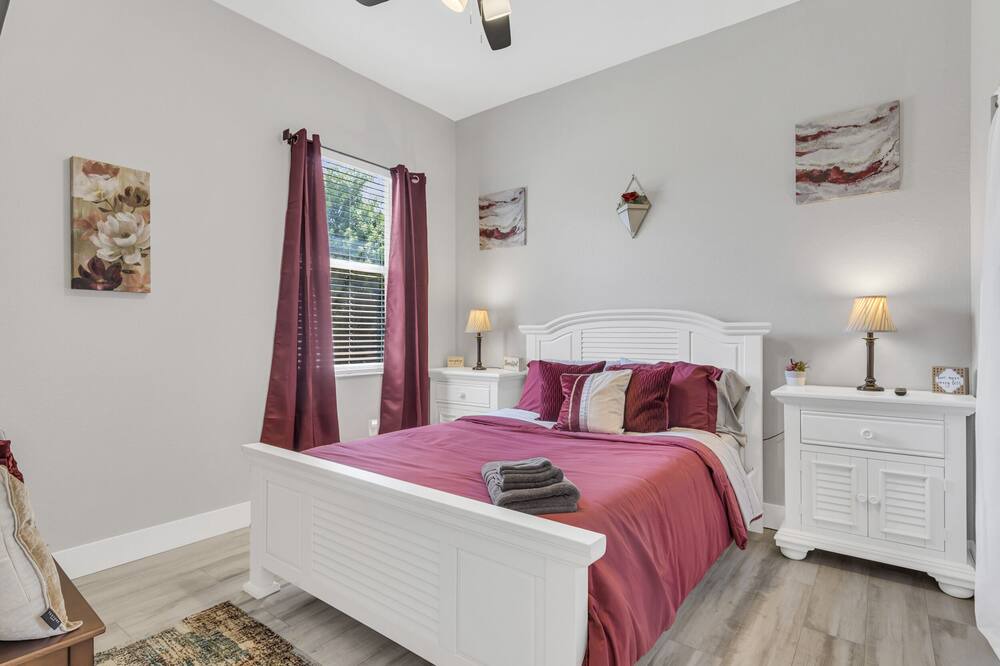 Photo of Bedroom in Diplomat