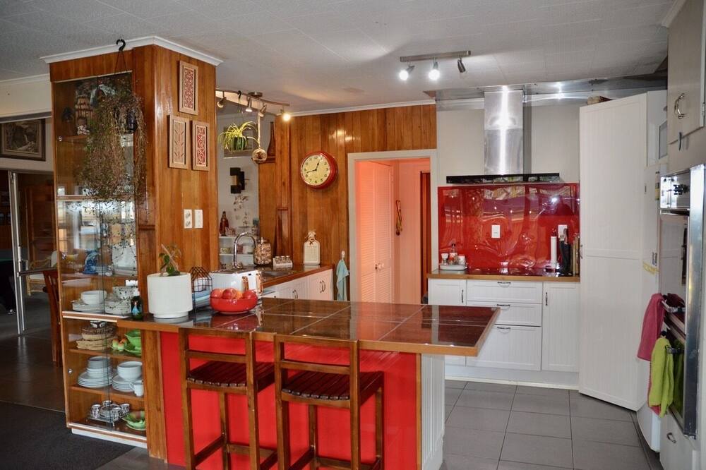 Photo of Kitchen in Kawaha Point