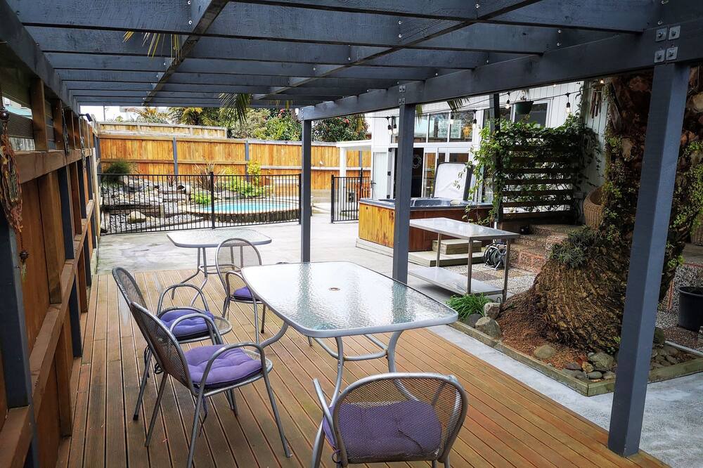 Photo of Patio Balcony in Kawaha Point