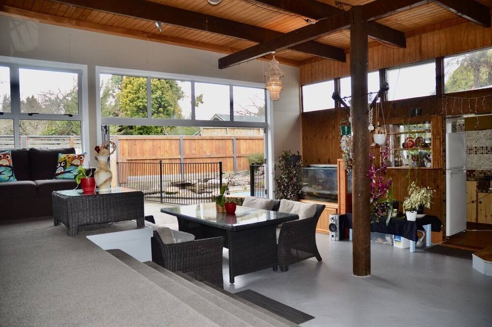 Photo of Livingroom in Kawaha Point