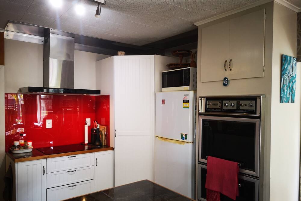 Photo of Kitchen in Kawaha Point