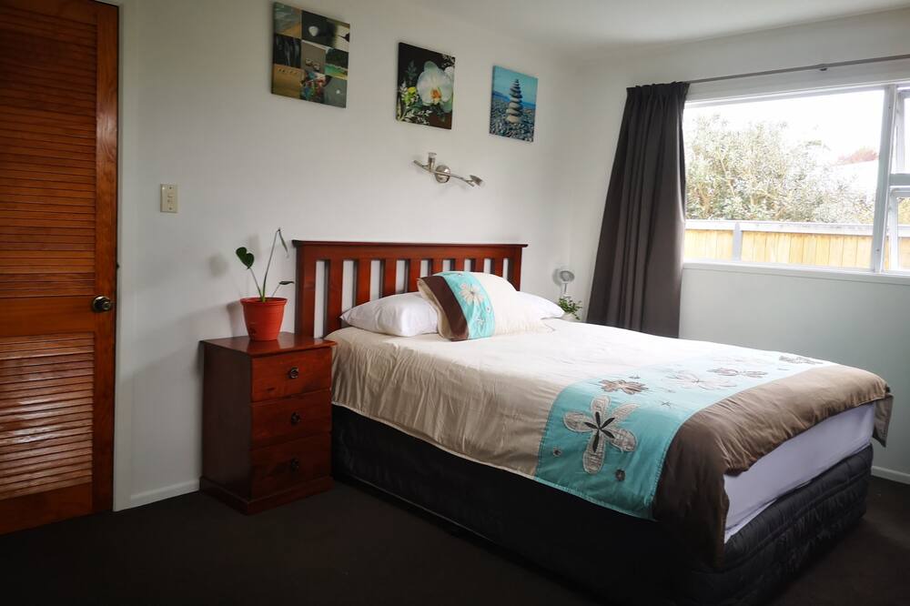 Photo of Bedroom in Kawaha Point