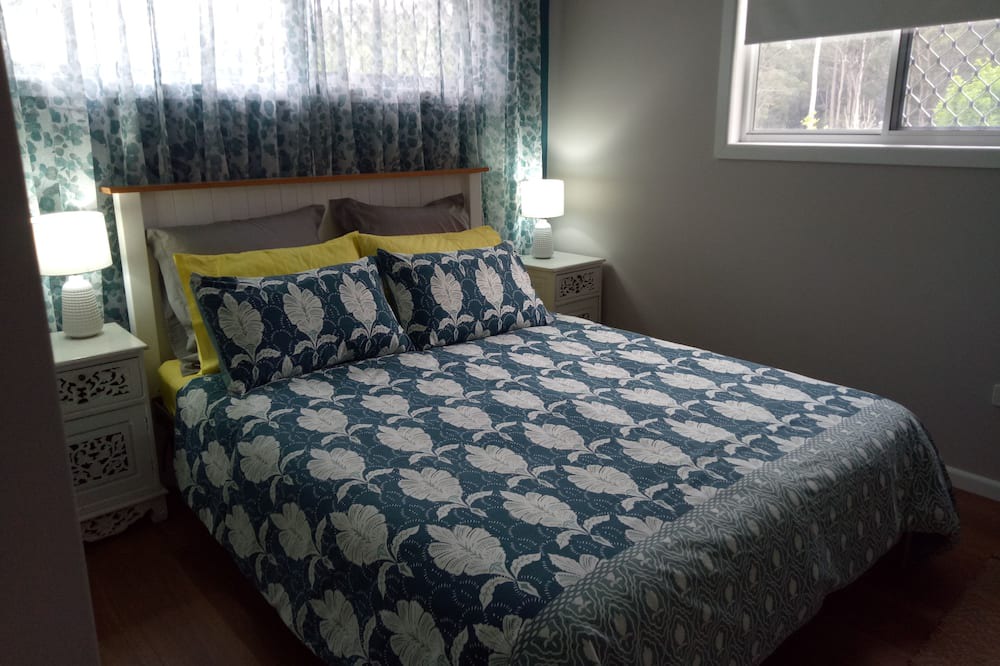 Photo of Bedroom in Boolambayte