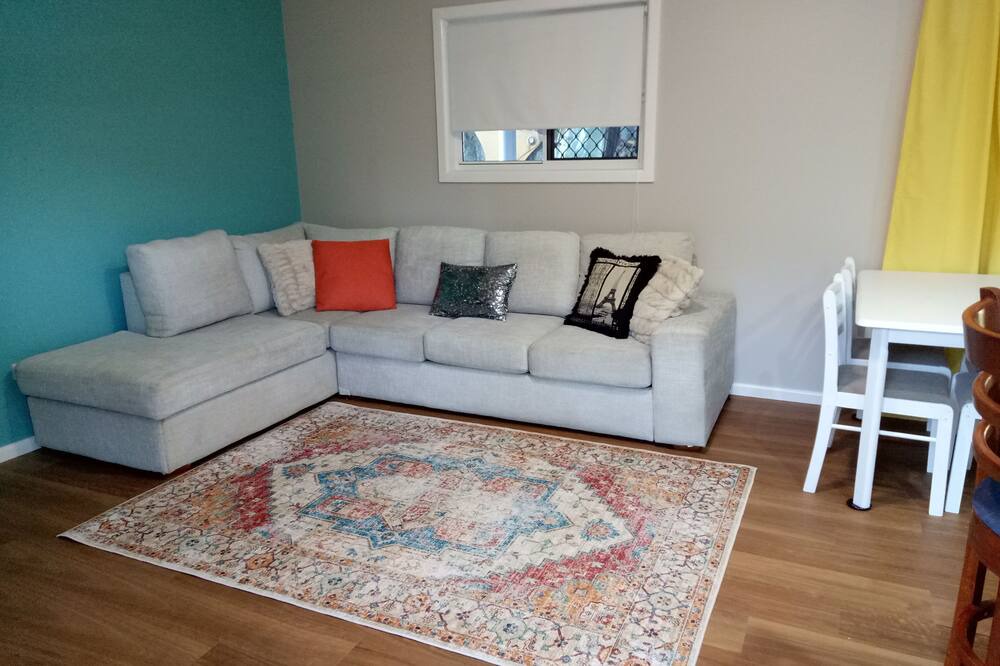 Photo of Livingroom in Boolambayte