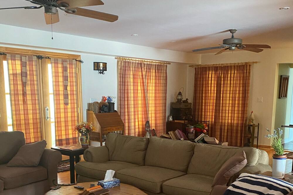 Photo of Livingroom in Marmora