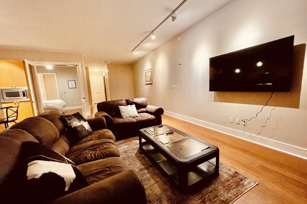 Photo of Livingroom in Downtown Austin
