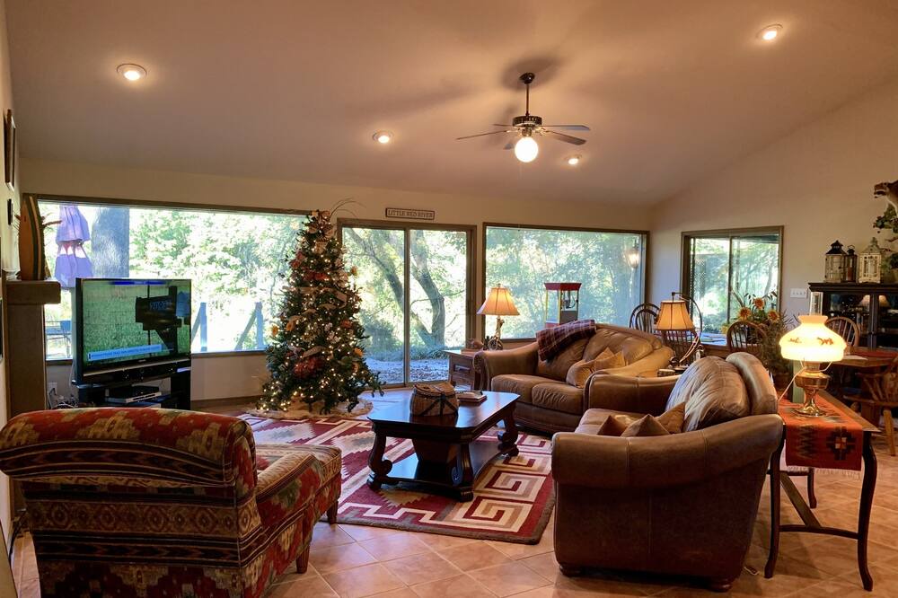 Photo of Livingroom in Wilburn