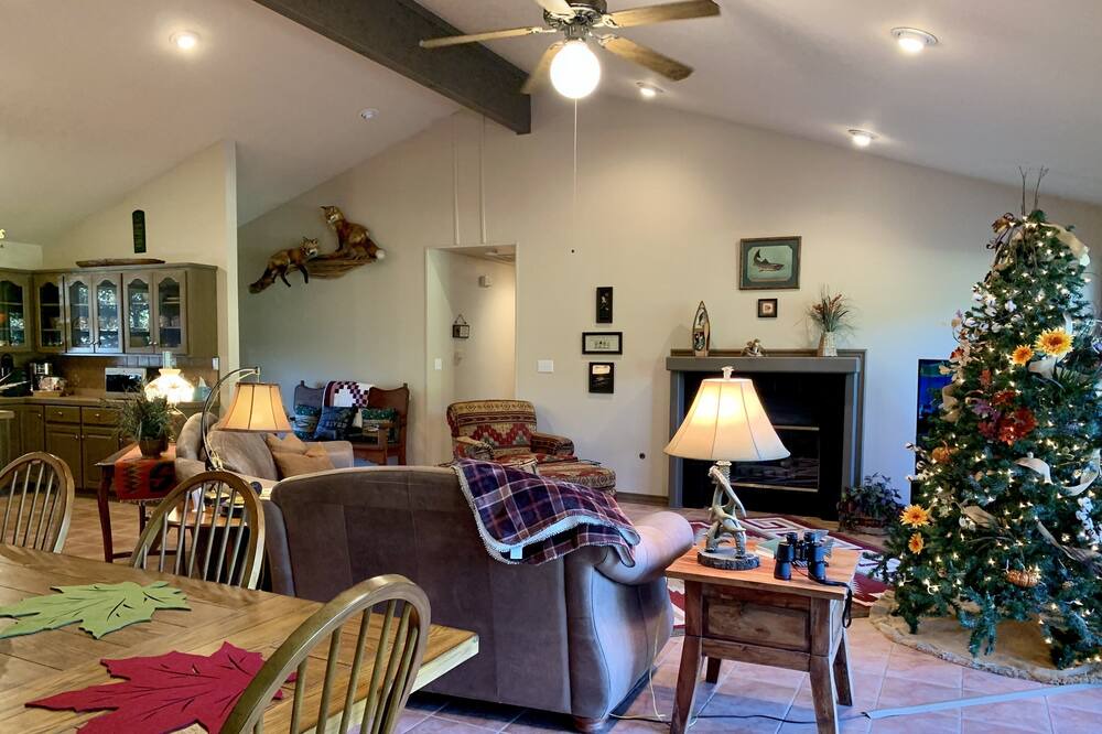 Photo of Livingroom in Wilburn