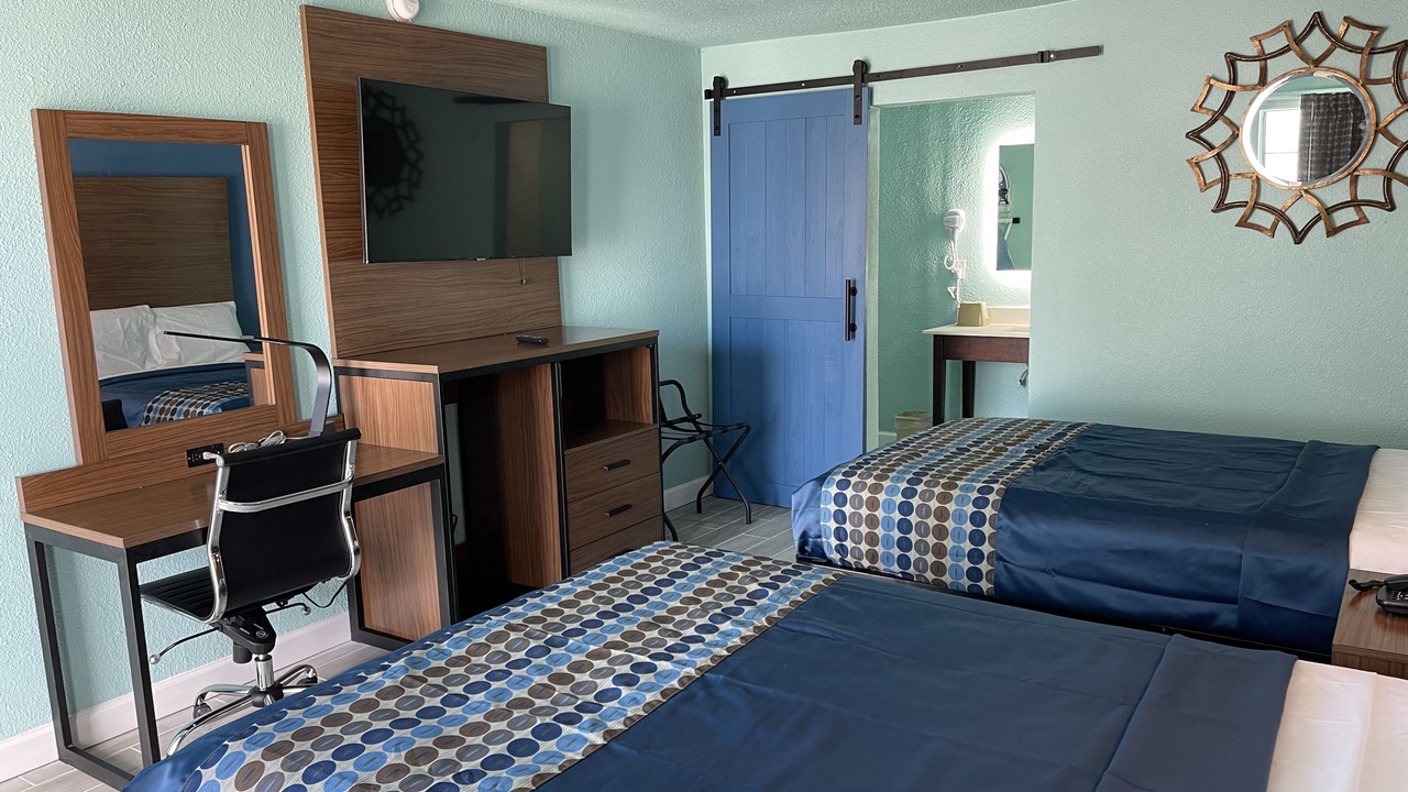 Photo of Bedroom in Lake City