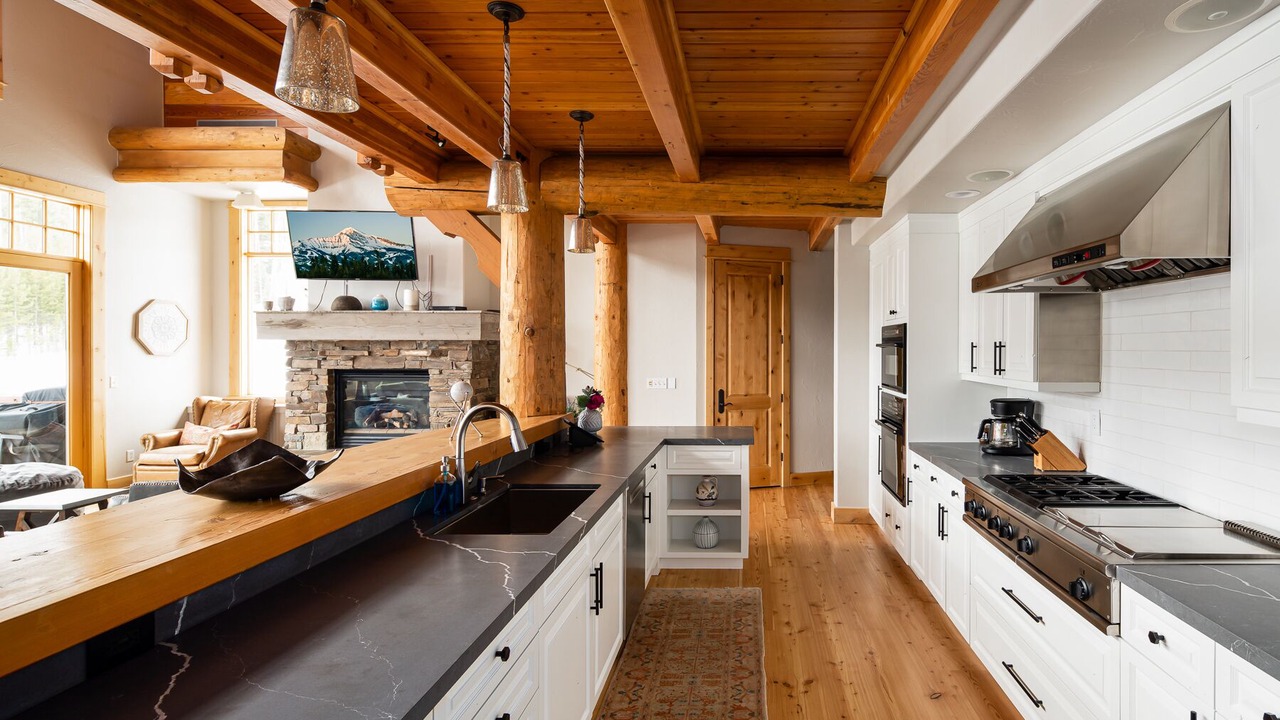 Photo of Kitchen in Saddle Ridge