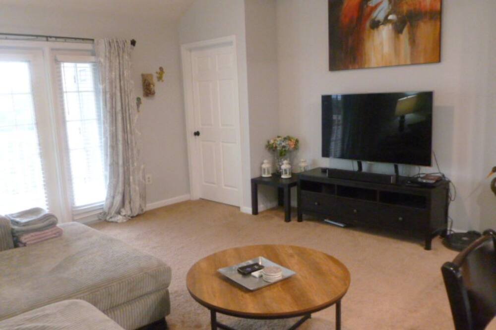 Photo of Livingroom in Midlothian