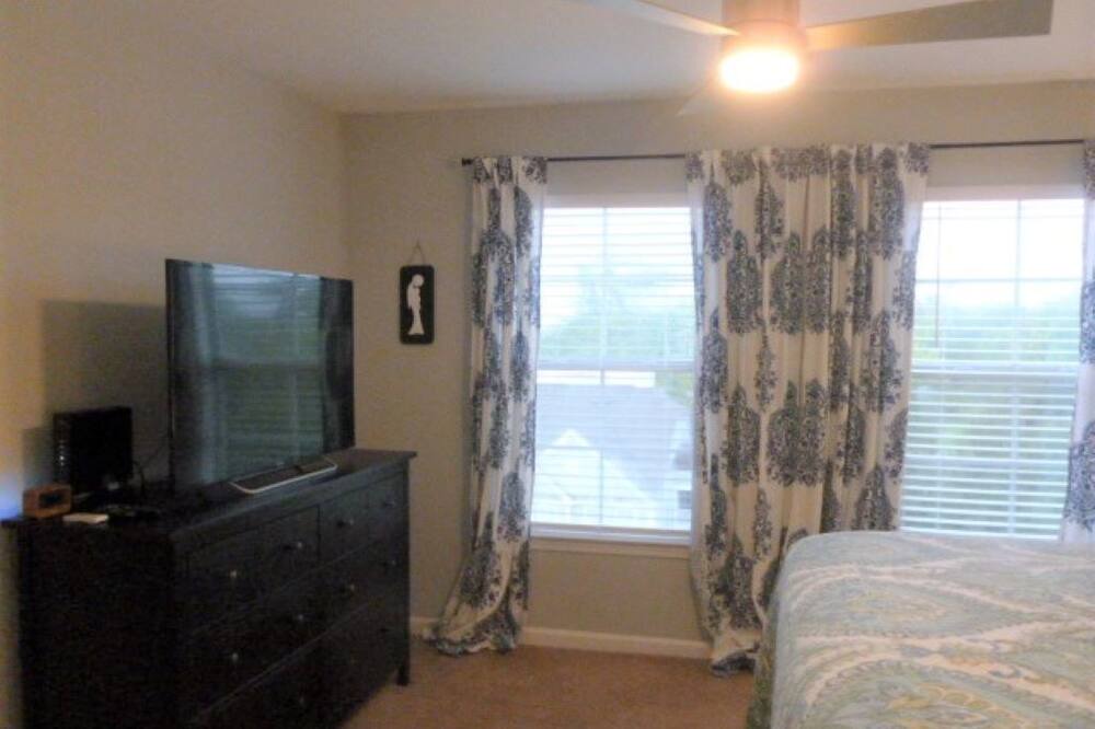 Photo of Bedroom in Midlothian