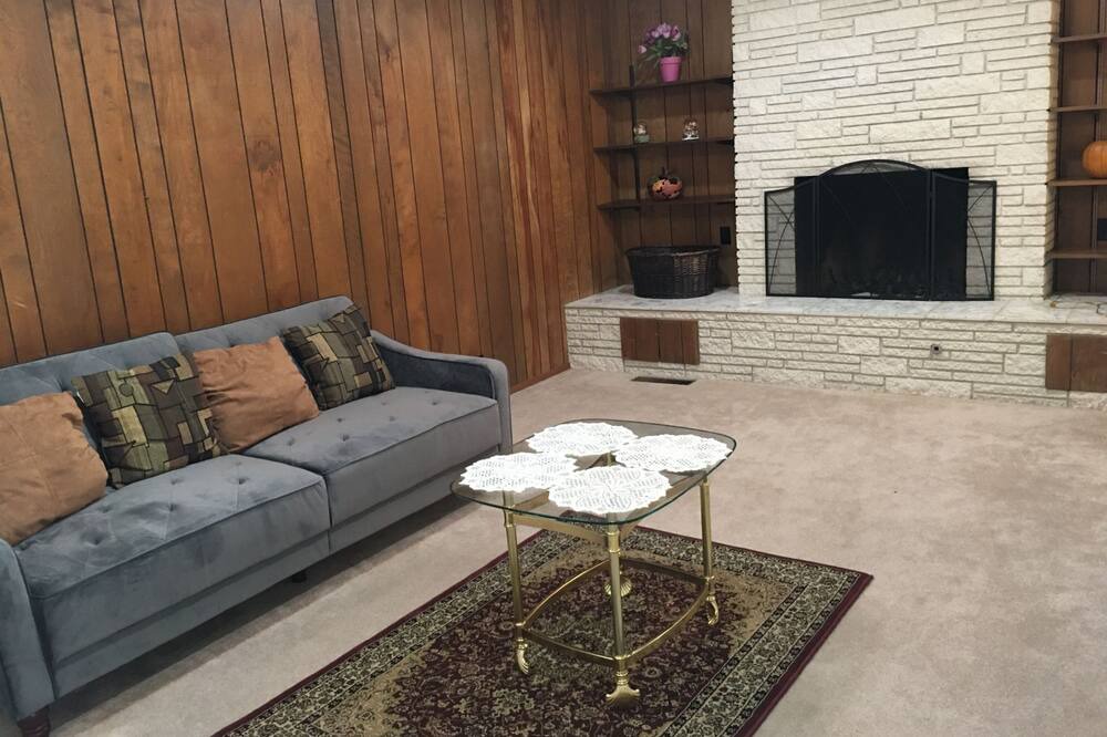 Photo of Livingroom in Vallejo