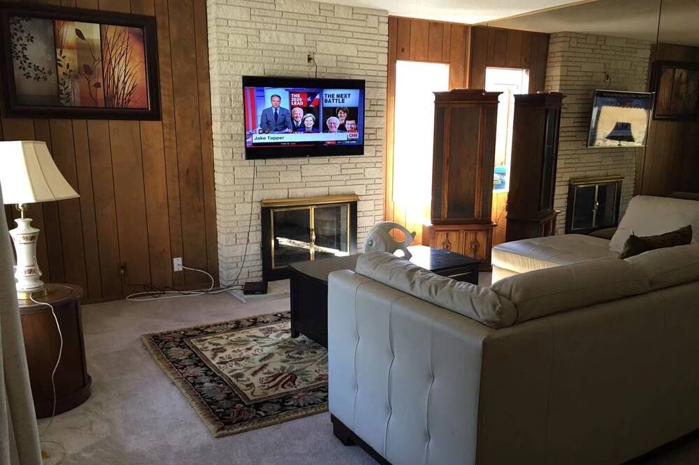 Photo of Livingroom in Vallejo