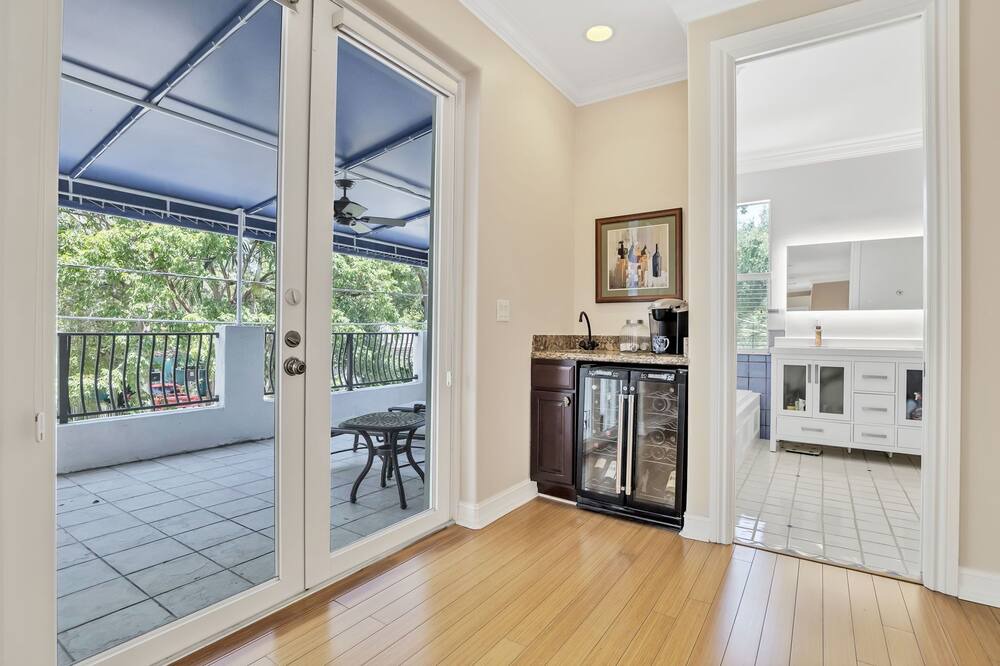 Photo of Bedroom in Colee Hammock