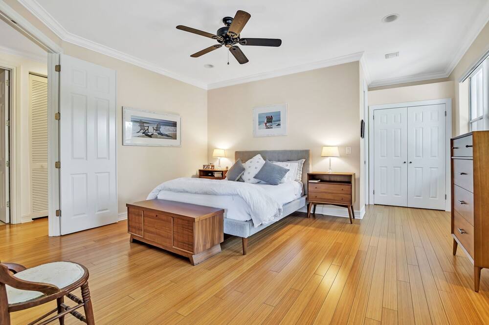 Photo of Bedroom in Colee Hammock