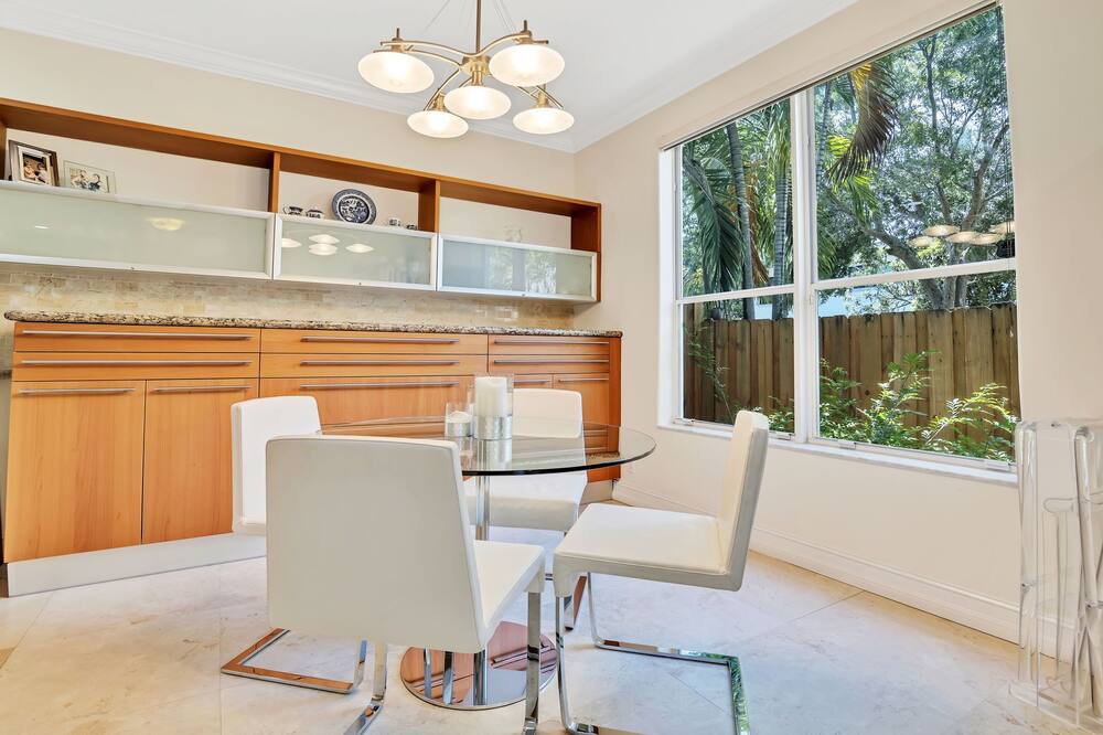 Photo of Kitchen in Colee Hammock