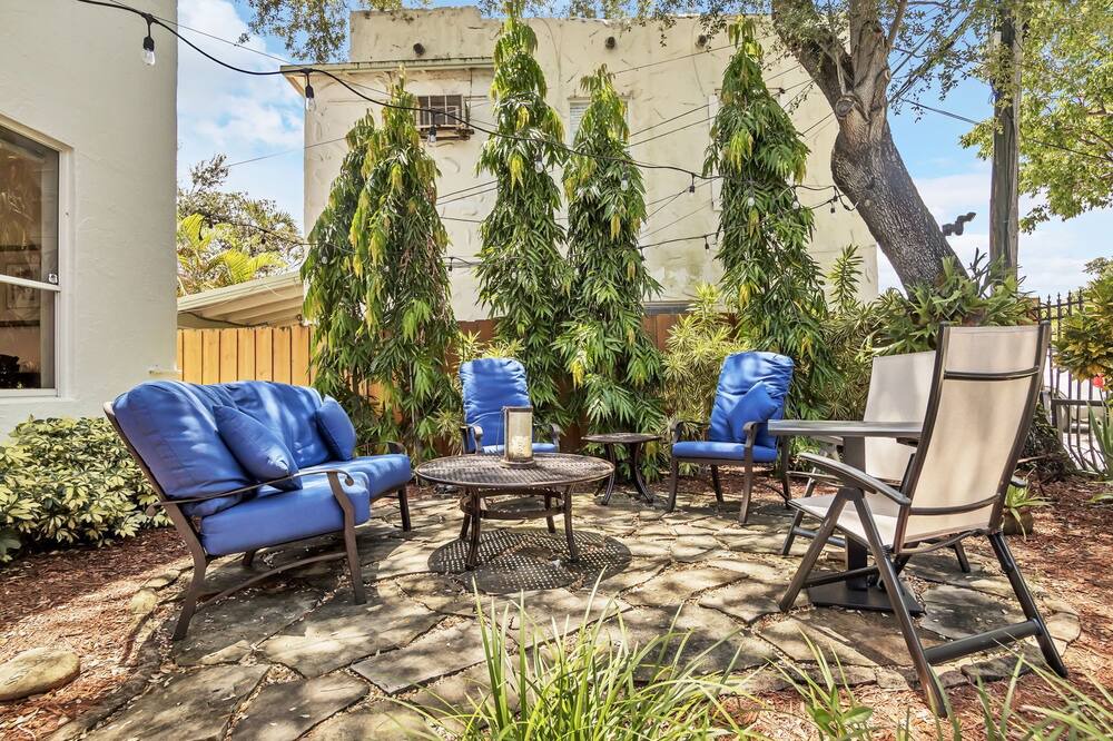 Photo of Patio Balcony in Colee Hammock