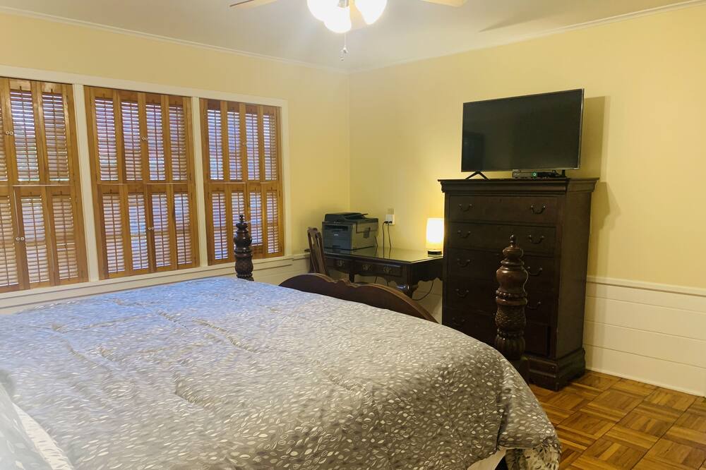 Photo of Bedroom in Lufkin