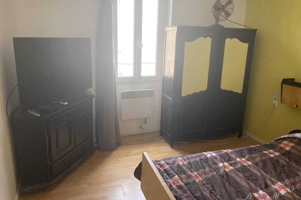 Photo of Bedroom in Graulhet