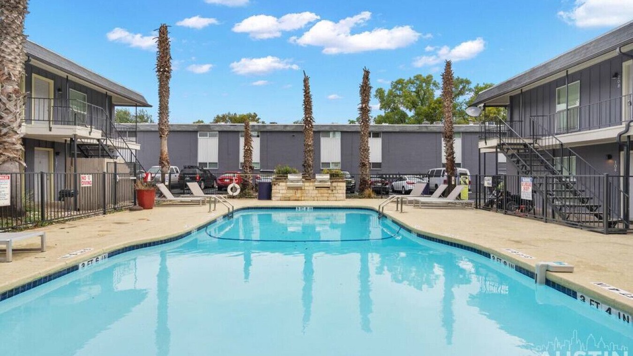Photo of Outdoor in Cherrywood