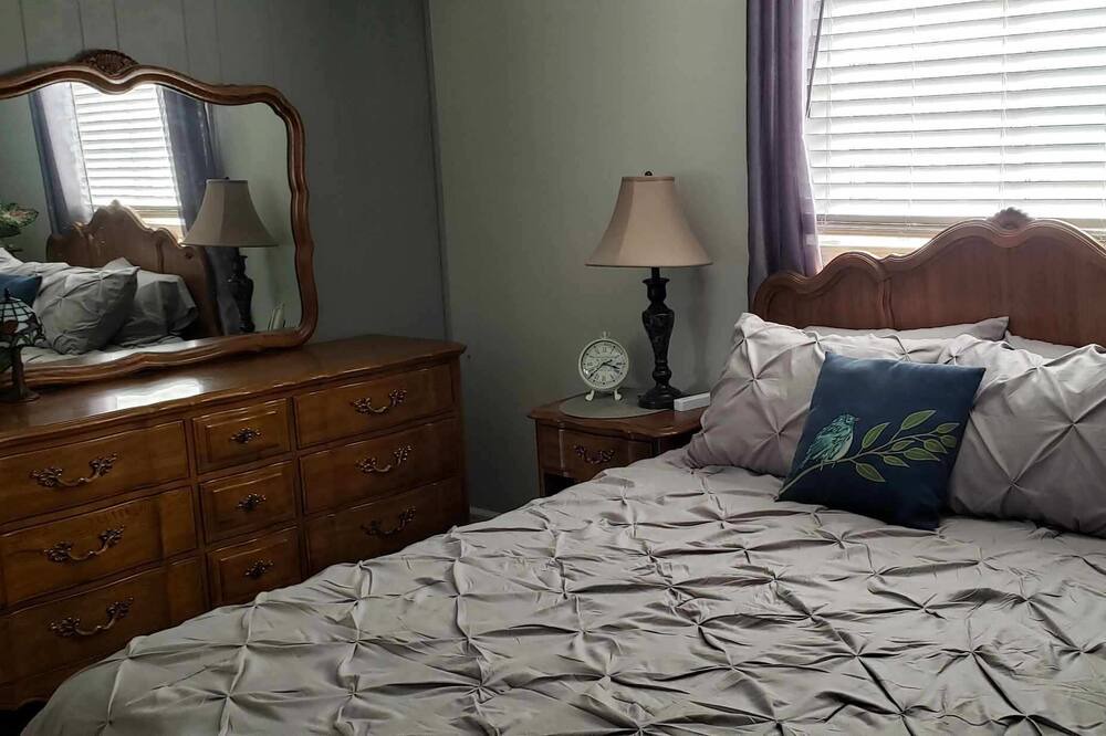 Photo of Bedroom in Great Valley