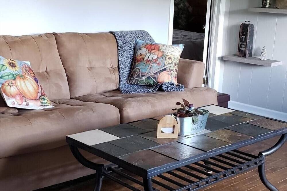 Photo of Livingroom in Great Valley
