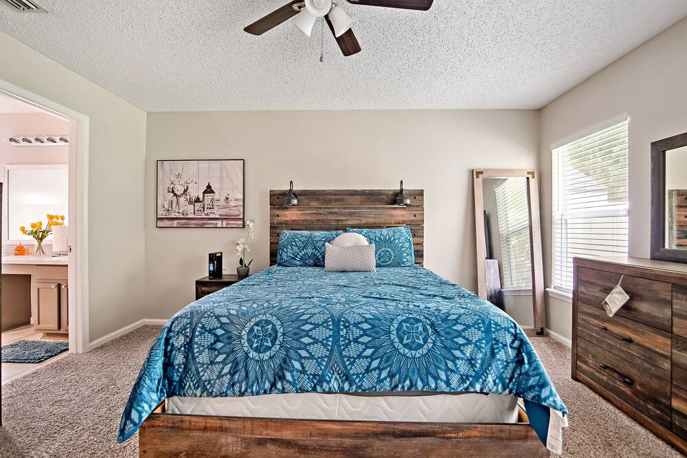 Photo of Bedroom in Cedar Hills