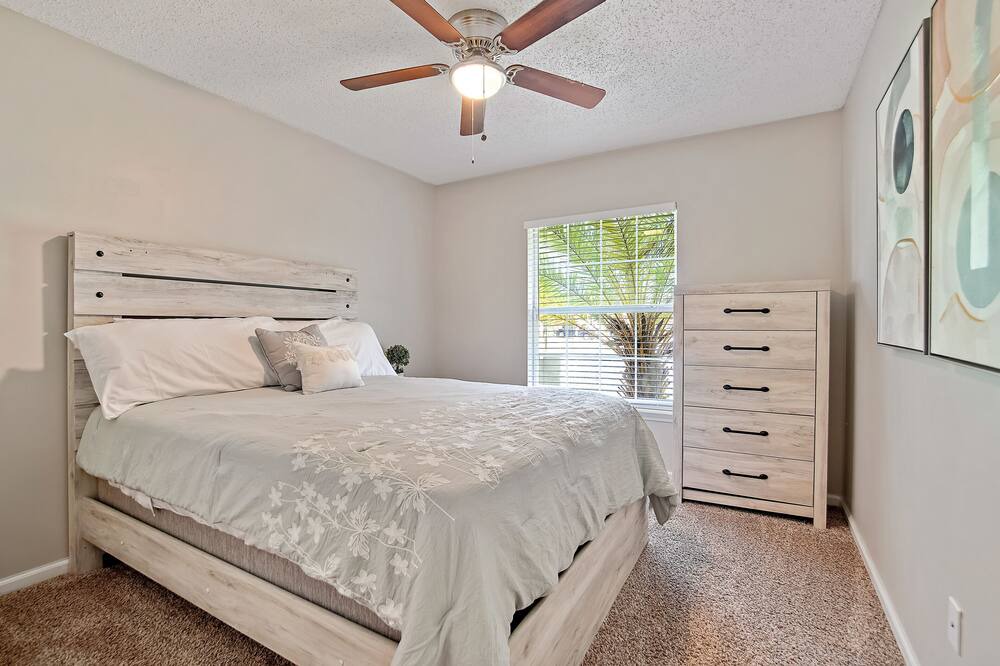 Photo of Bedroom in Cedar Hills