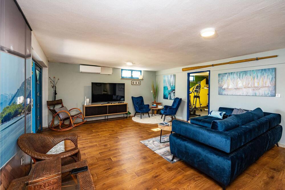 Photo of Bedroom in Lukoran