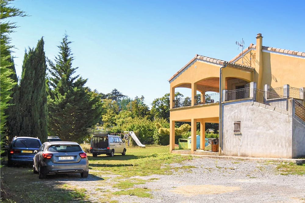 Photo of Outdoor in Baix