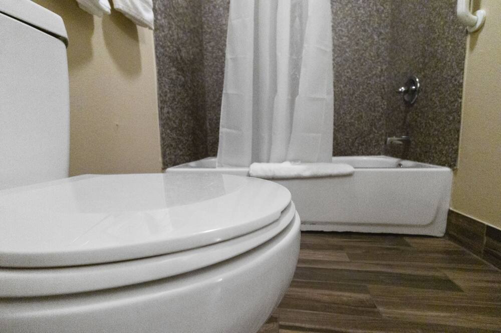 Photo of Bathroom in Fulton