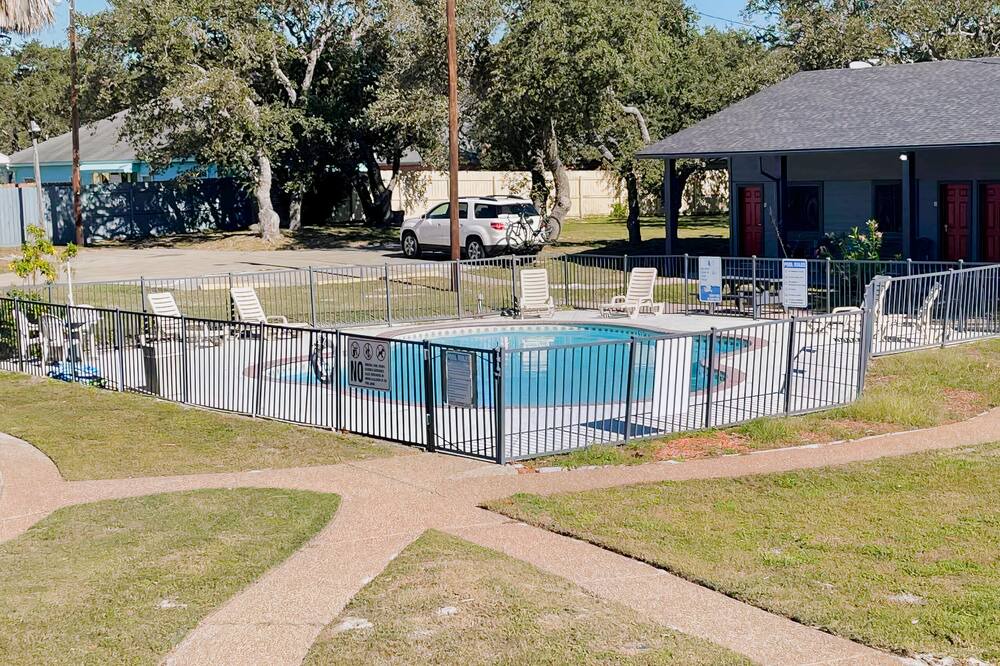 Photo of Outdoor in Fulton