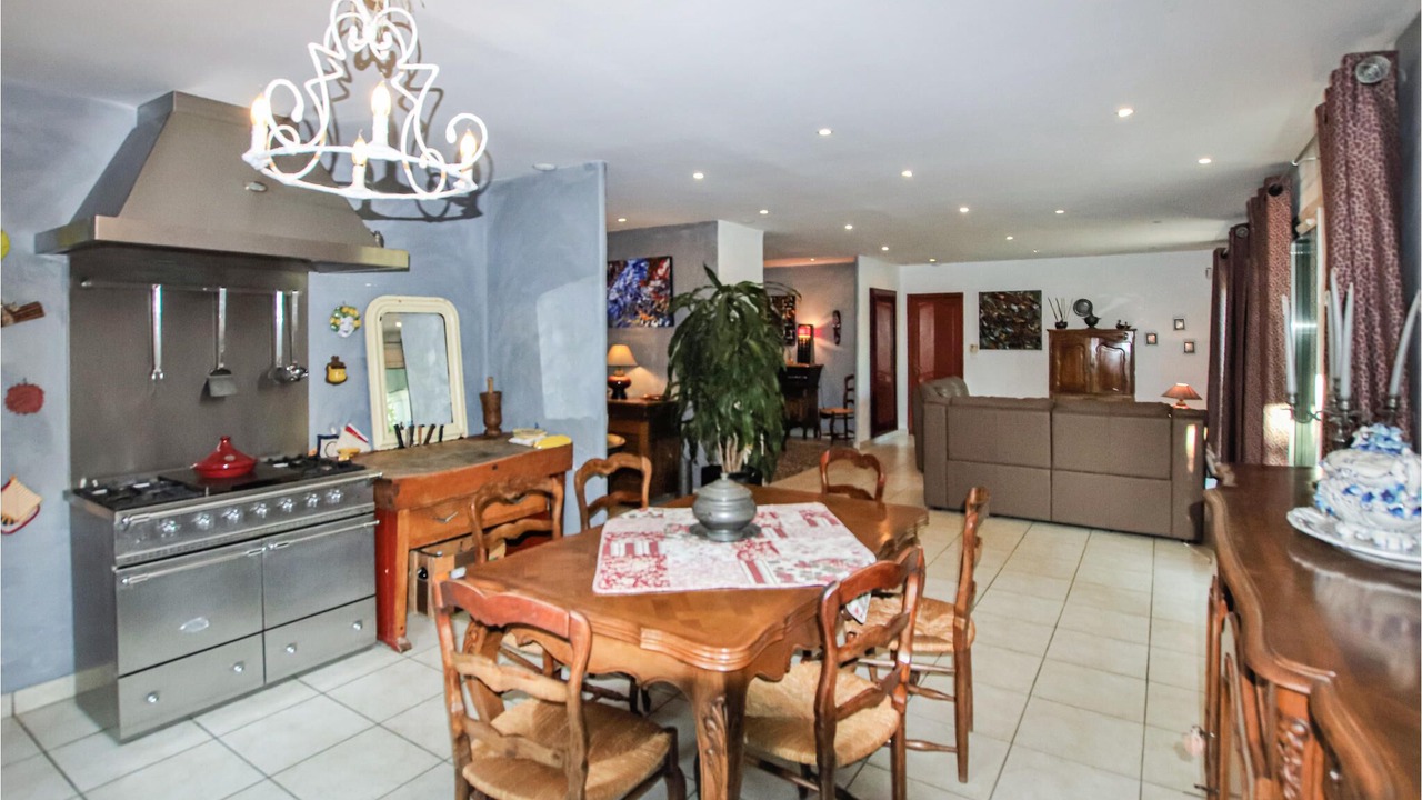Photo of Kitchen in Montelimar