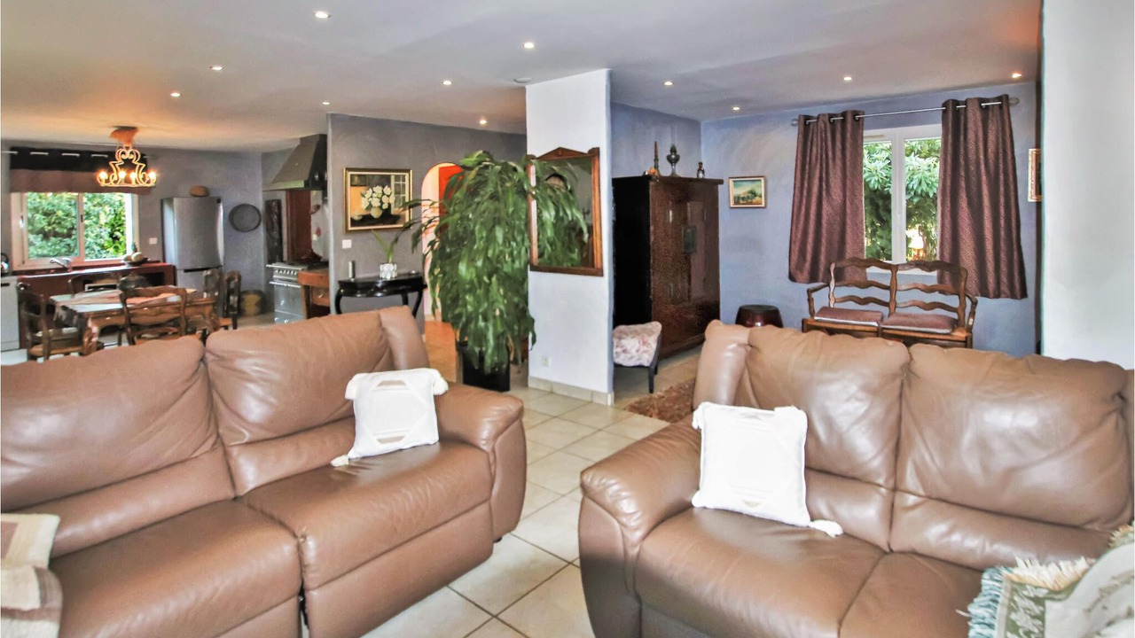 Photo of Others in Montelimar