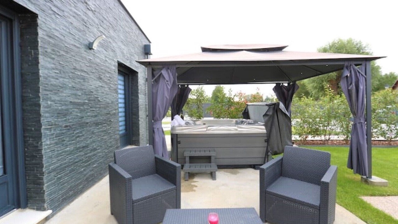 Photo of Patio Balcony in Moyvillers