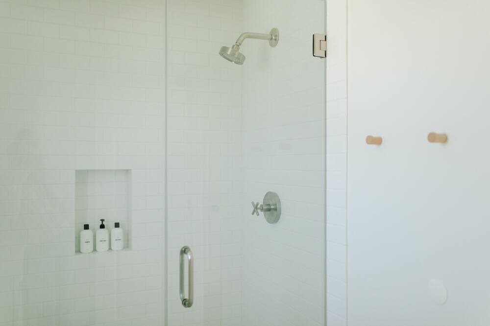 Photo of Bathroom in Jamaica Beach