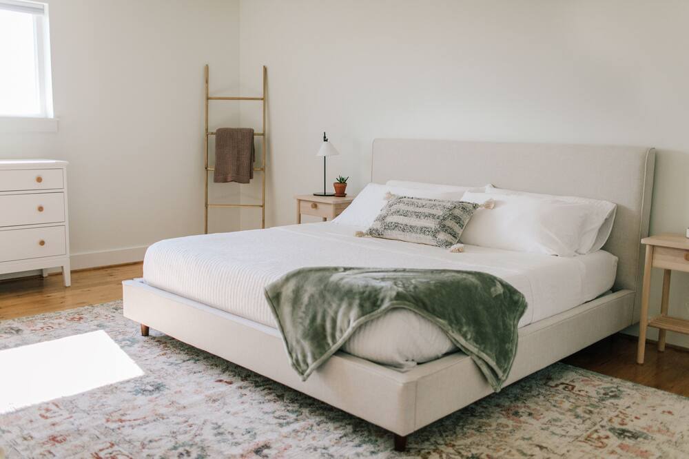 Photo of Bedroom in Jamaica Beach