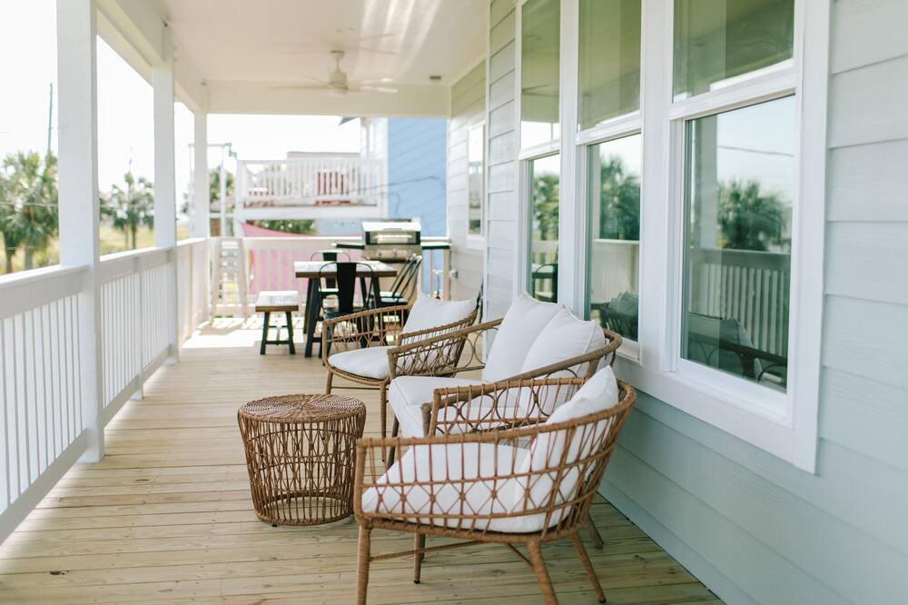 Photo of Patio Balcony in Jamaica Beach