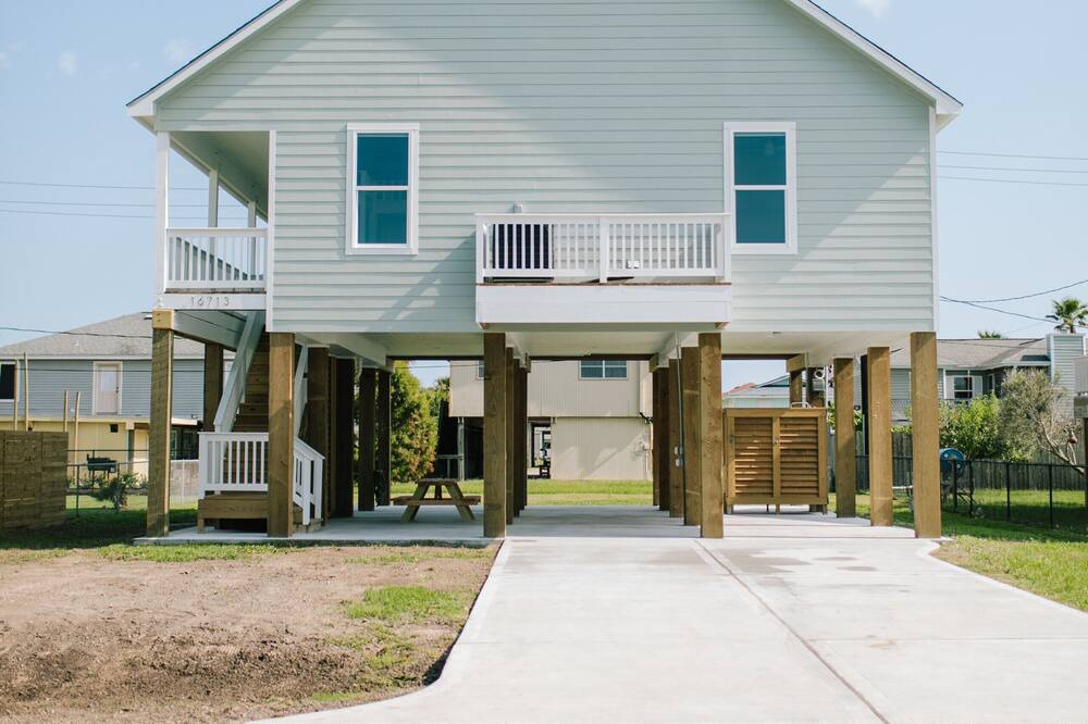 Photo of Outdoor in Jamaica Beach