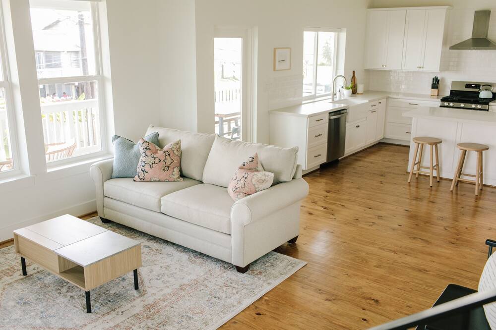 Photo of Livingroom in Jamaica Beach