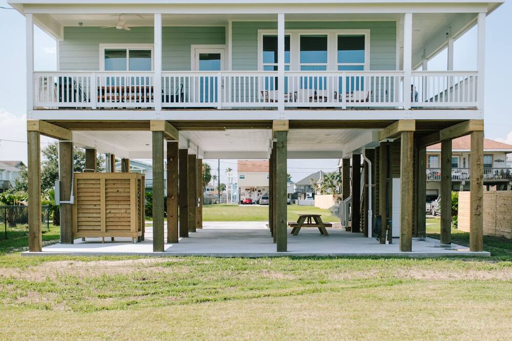 Photo of Outdoor in Jamaica Beach