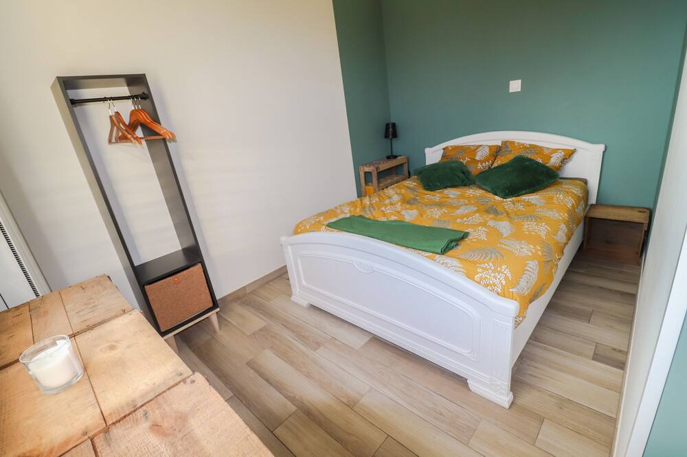 Photo of Bedroom in Verton