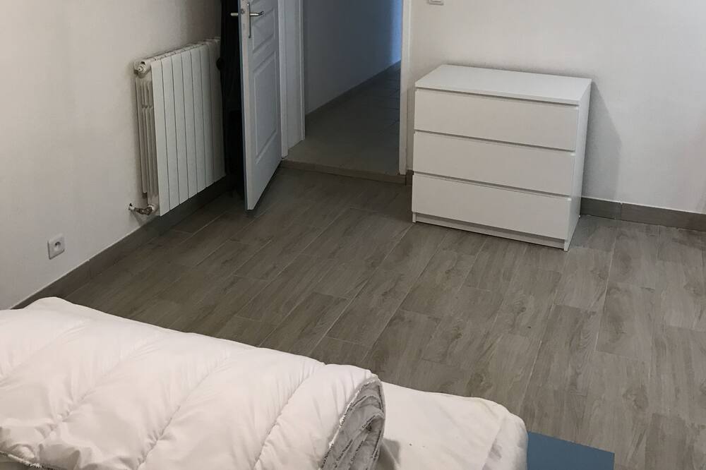 Photo of Bedroom in Egat