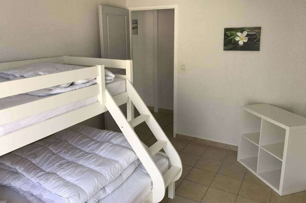 Photo of Bedroom in Egat