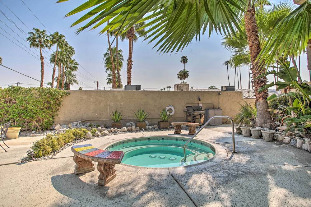 Photo of Outdoor in Tahquitz River Estates