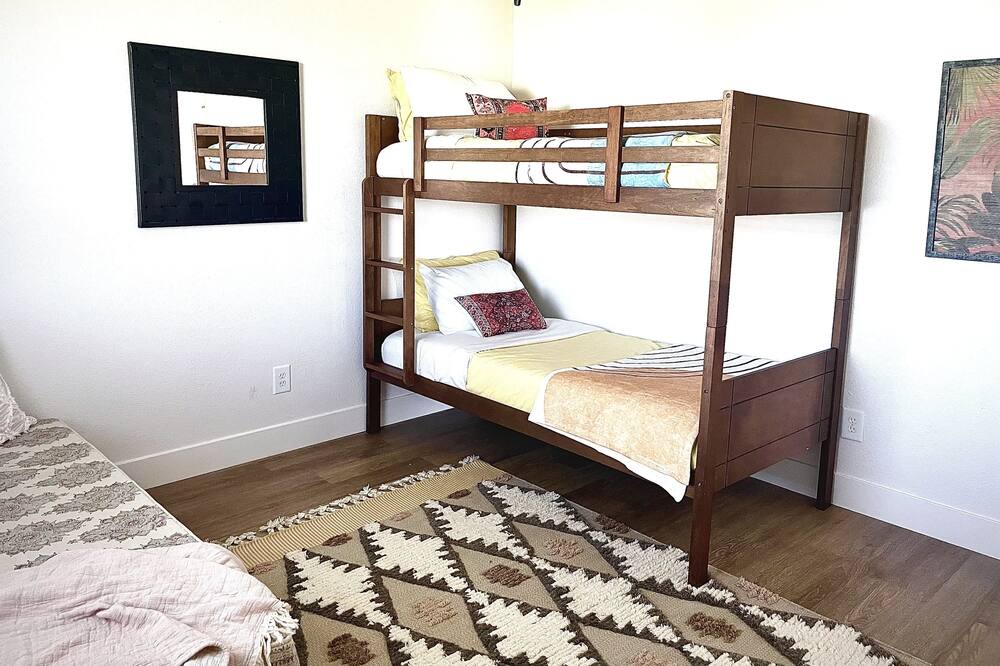 Photo of Bedroom in Surfside Beach