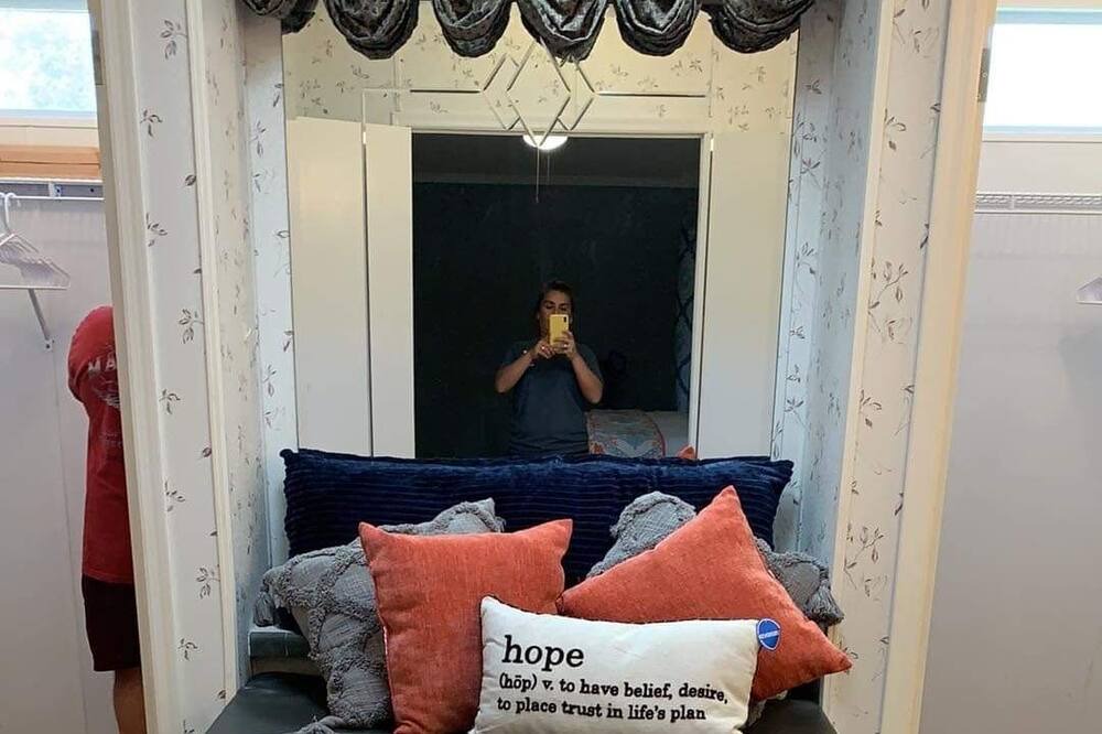Photo of Bedroom in Palestine