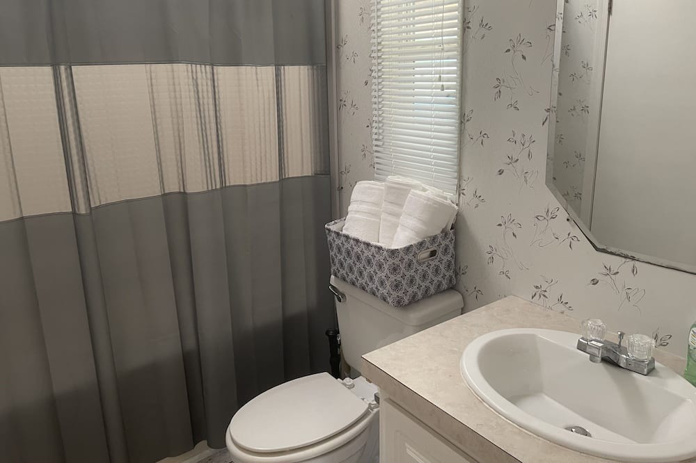 Photo of Bathroom in Palestine