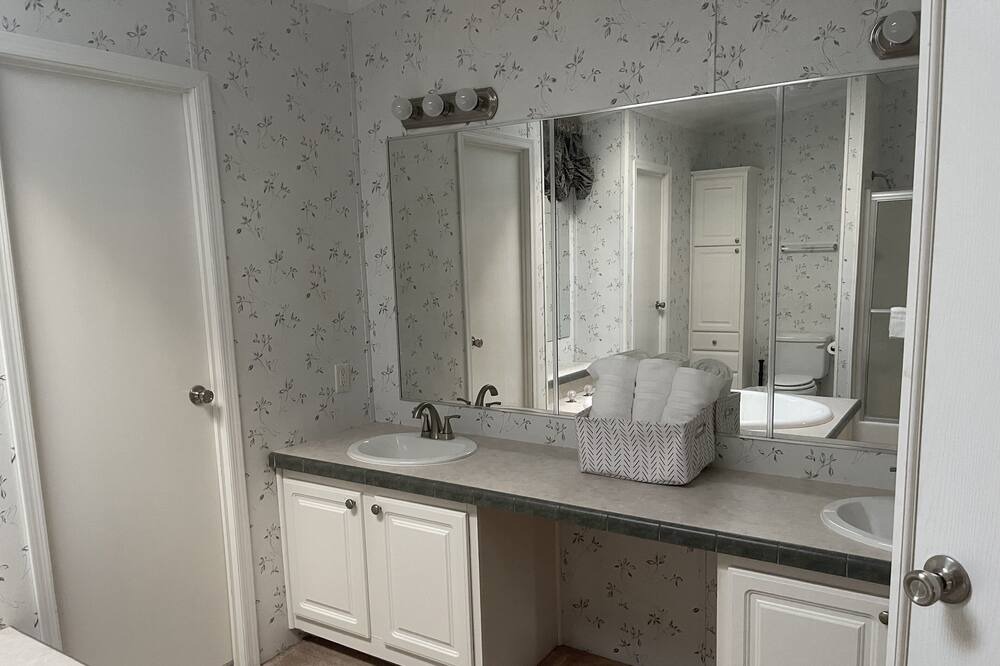 Photo of Bathroom in Palestine